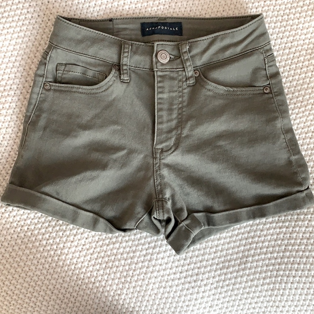 Army Green 00 high waisted smooth denim Shorts!